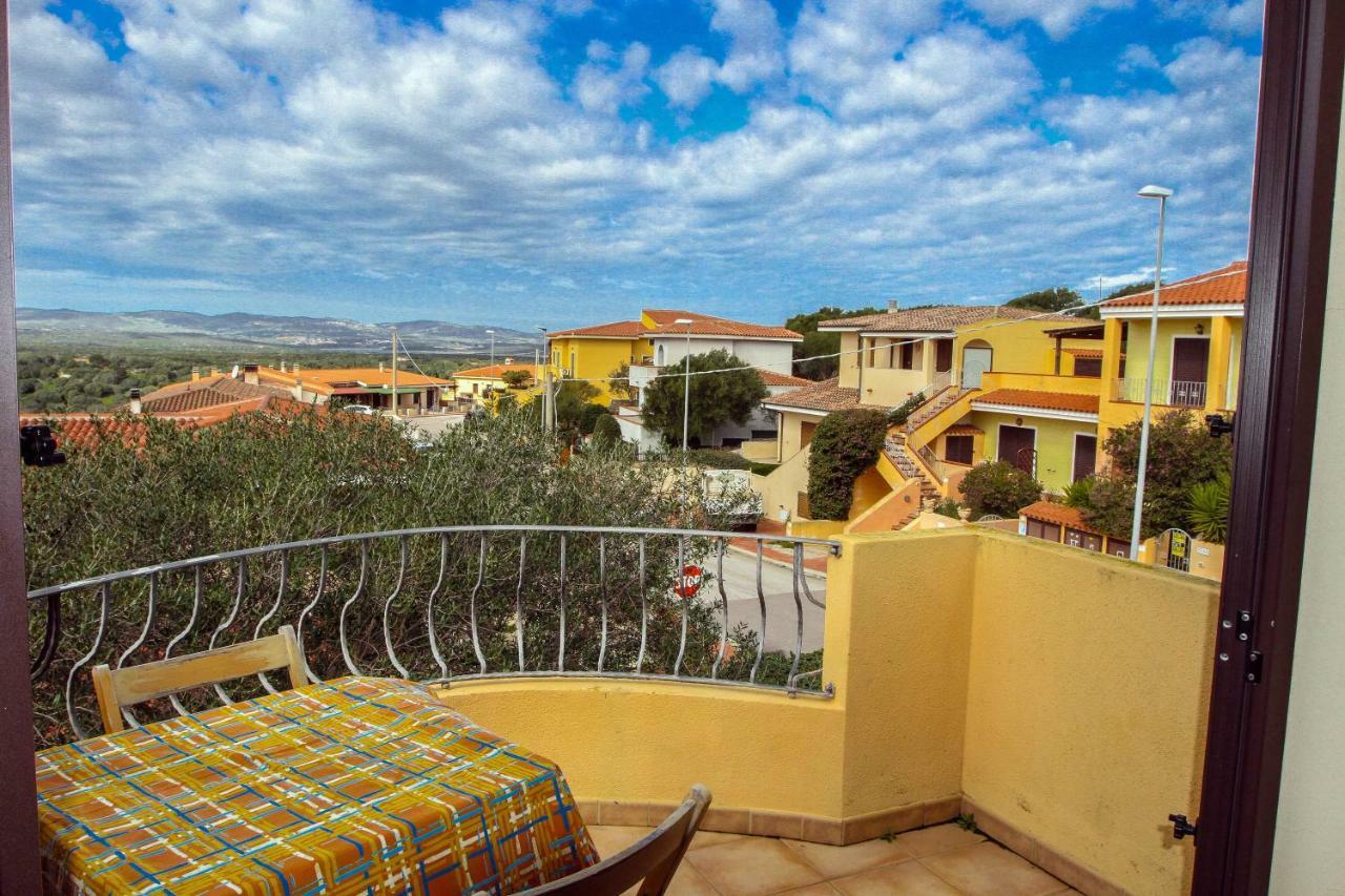 Portopollo Apartment Porto Pollo Ngoại thất bức ảnh
